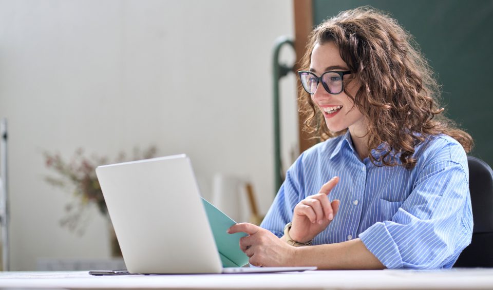 ONLINE ΜΑΘΗΜΑΤΑ ΞΕΝΩΝ ΓΛΩΣΣΩΝ